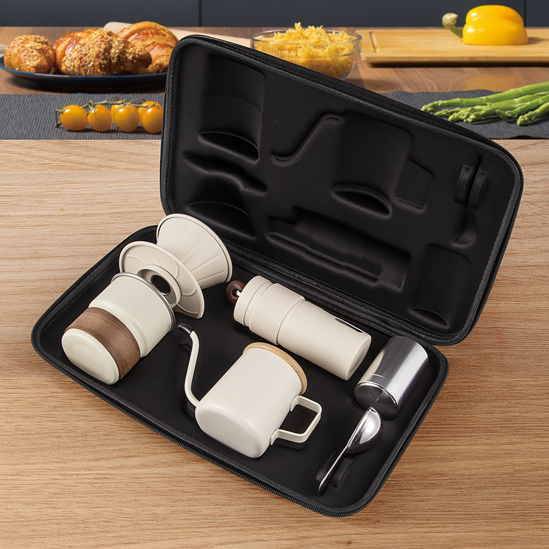 Zestaw do ręcznego parzenia ka – Coffee Equipment Gift Set recenzja i cena